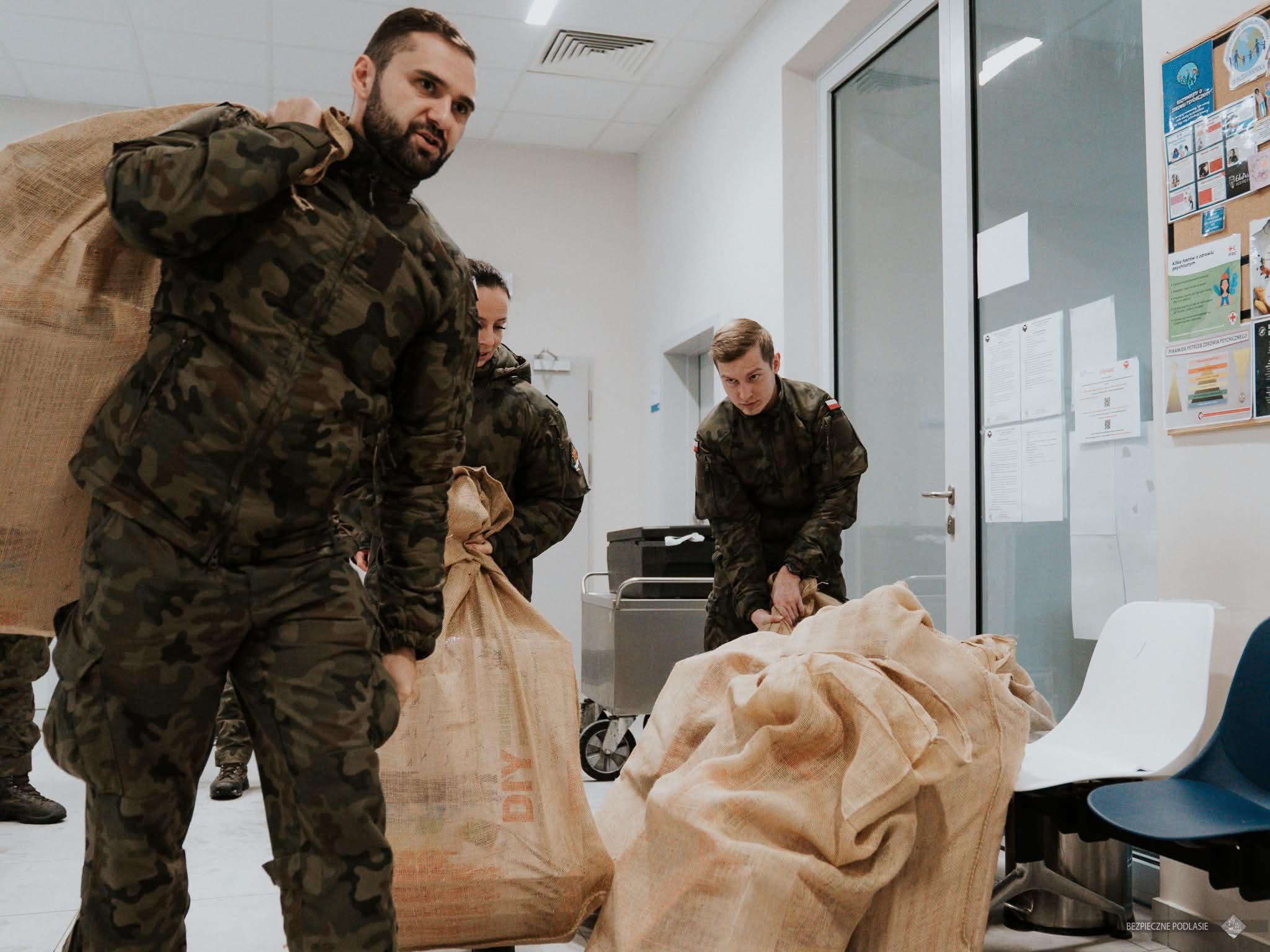 Mundur, który niesie uśmiech - WOJSKO POLSKIE